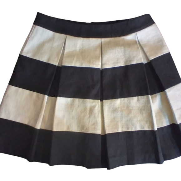 Boden Dresses & Skirts - Boden 100% Cotton Black and White Striped Pleated  Women's Skirt Size 6P Party